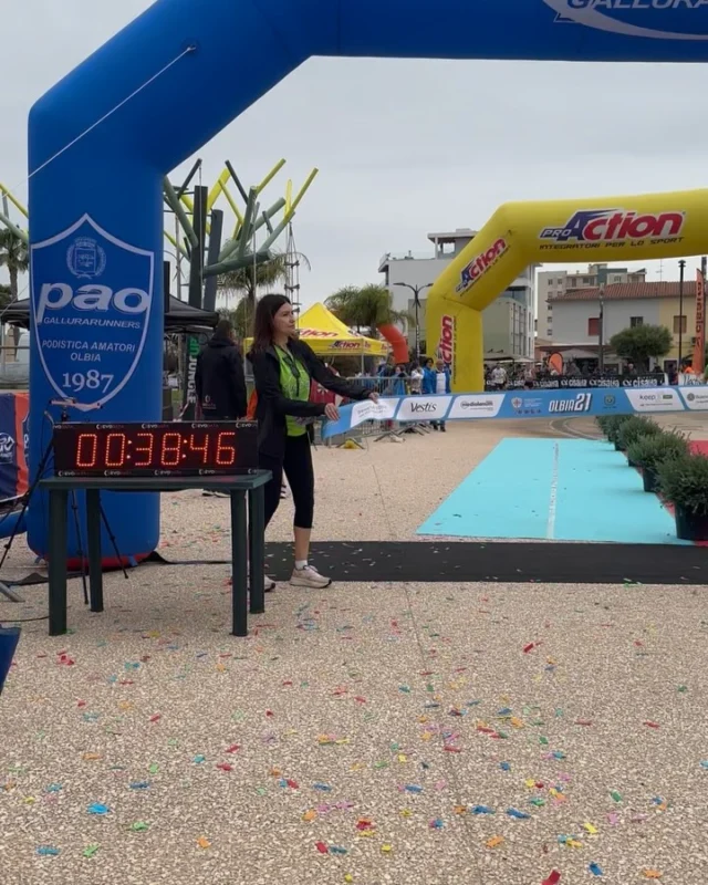 🏁 I Re e le Regine della 10K! 👑
Hanno spinto al massimo, dominato ogni chilometro e tagliato il traguardo davanti a tutti!
Ecco i primi classificati della 10 km competitiva di #Olbia21 🔥

👟 Categoria Maschile
🥇 1°MEI Francesco – ASD Academy Olbia Atletica
🥈 2° CHOBAN Oleksandr – Sportisola La Maddalena ASD
🥉 3° ROMANELLO Giovanni – U.S. Carisolo

👟 Categoria Femminile
🥇 1ª MEI Ginevra - ASD Academy Olbia Atletica
🥈 2ª 2° SVETEC Nika – HRVATSKI ATLETSKI SAVEZ
🥉 3° LAI Maria Doloretta - Triathlon Team Sassari

Un applauso a tutti gli atleti in gara per aver reso questa 10K un’emozione da ricordare!
📸 Hai corso anche tu? Cerca le tue foto su Endupix e rivivi ogni passo!

#Olbia21 #FollowYourPassion #10km #RunningHeroes #PodismoSardegna #RoadToVictory