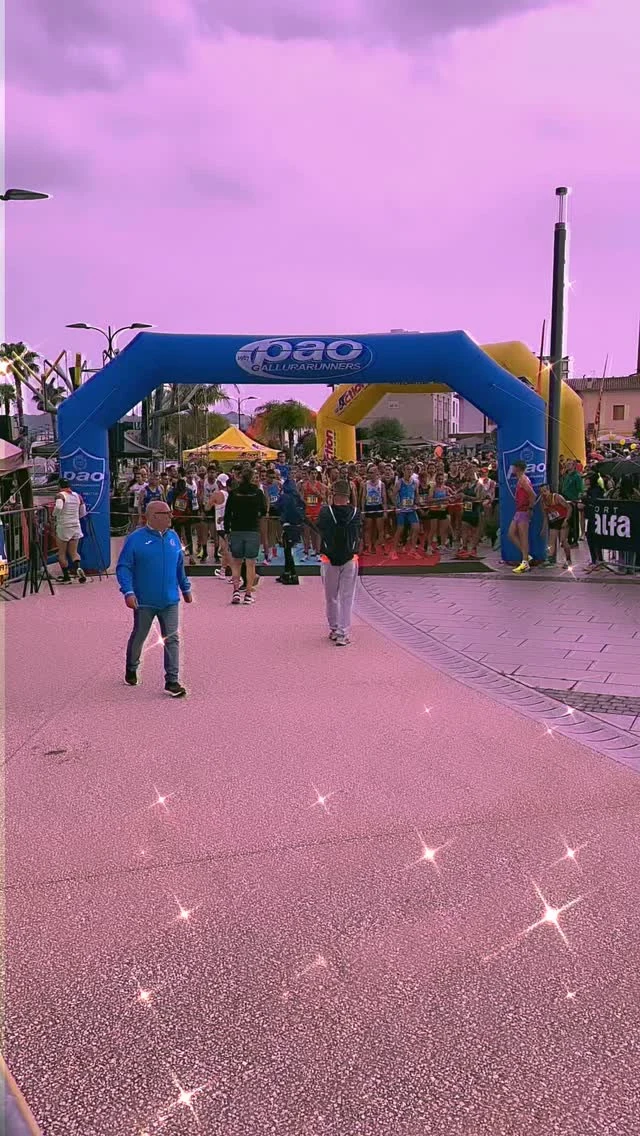 🎧 L’attesa. L’adrenalina. L’energia prima dello start.
Il nostro mitico dj @max Nikolaj Ha catturato l’energia, la tensione e la magia di quei secondi prima della partenza…
🎶 …e li ha trasformati in una canzone.

📽️ In questo video riviviamo gli istanti prima dello start, quando il cuore batte più forte e tutto sta per cominciare.
Ma ora puoi portare con te quell’emozione ovunque: il brano ufficiale della #Olbia21 è su Spotify!
➡️ Ascoltalo qui: https://open.spotify.com/album/4BjjXvta99CujSubtcGyHR?si=gdJIblptRC-GyPYyHisFUg

💬 Faccelo sapere nei commenti:
Se c’eri… che emozione ti ha dato sentirla dal vivo?
Se non c’eri… che immagine ti trasmette ascoltandola ora?

#Olbia21 #ColonnaSonoraDellaPartenza #SpotifyRelease #DJOfficialTrack #RunningAnthem #PreRaceEmotion #OlbiaCorre #FollowYourPassion #SoundtrackOfTheStart